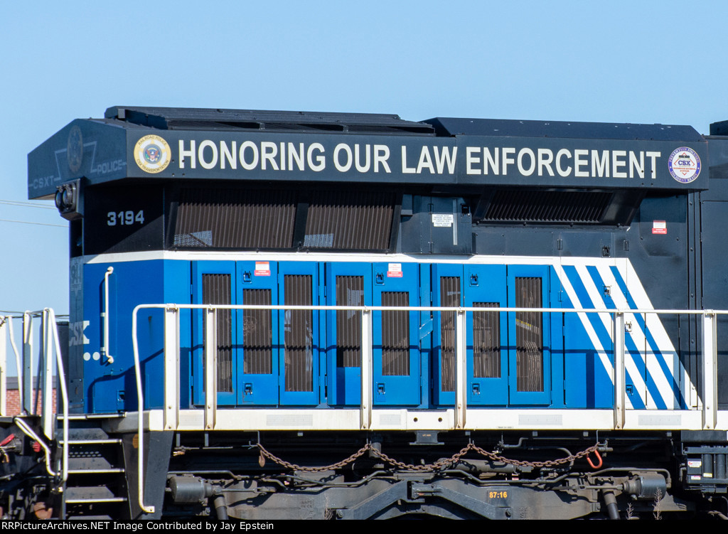 CSX 3194 rear-end Detail